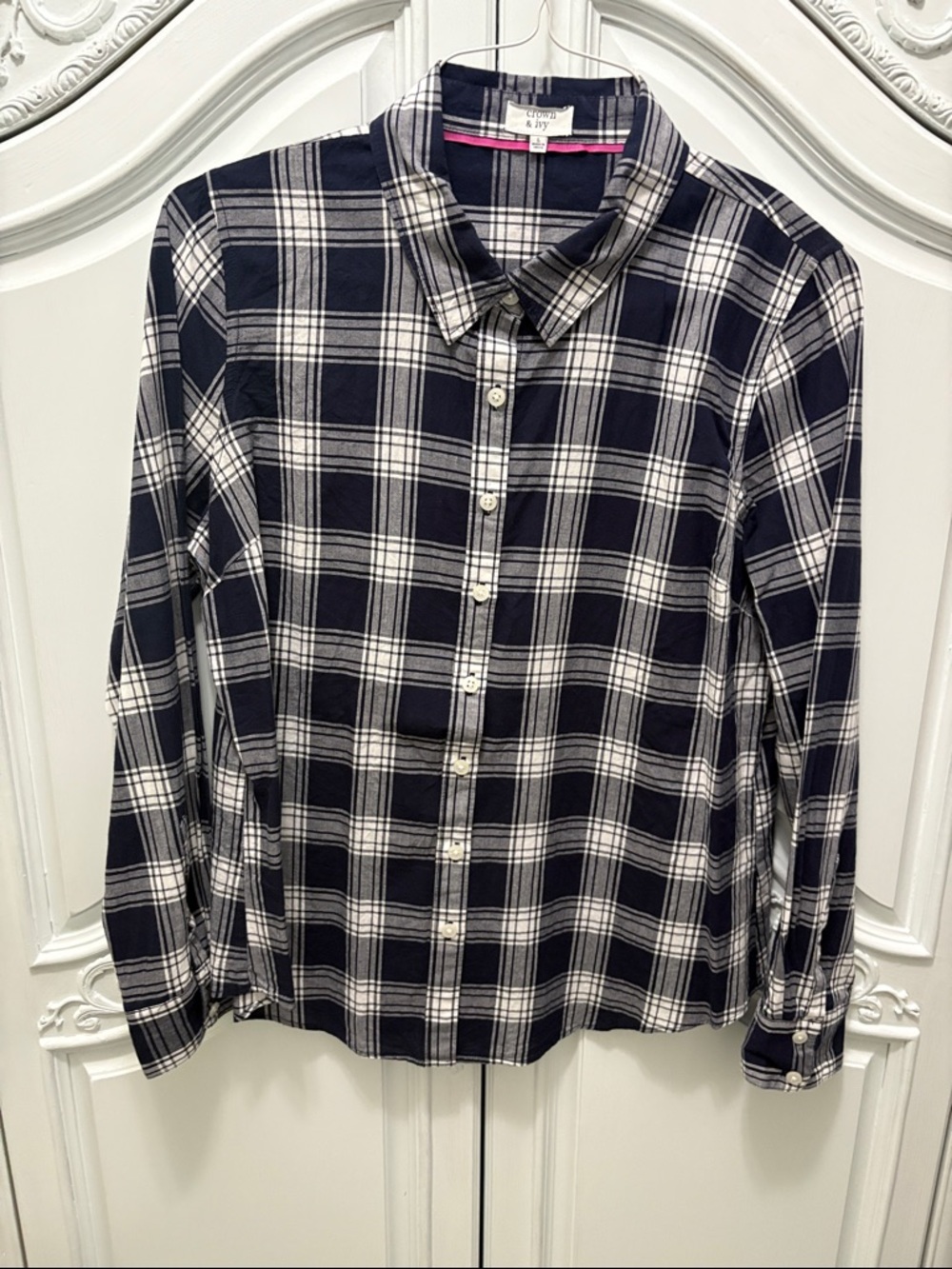 crown & ivy Navy and White Plaid Shirt - Large